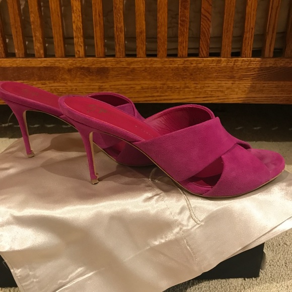 Beautiful sandal - Picture 4 of 8